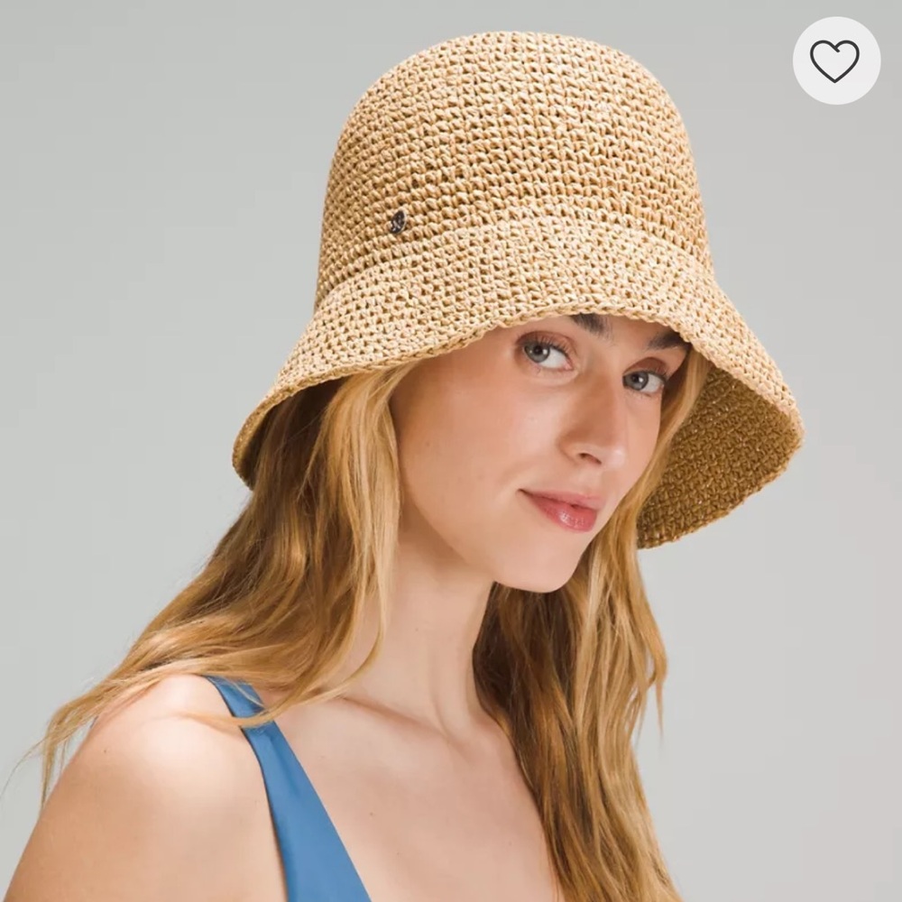BNWT Lululemon Crochet Bucket Hat